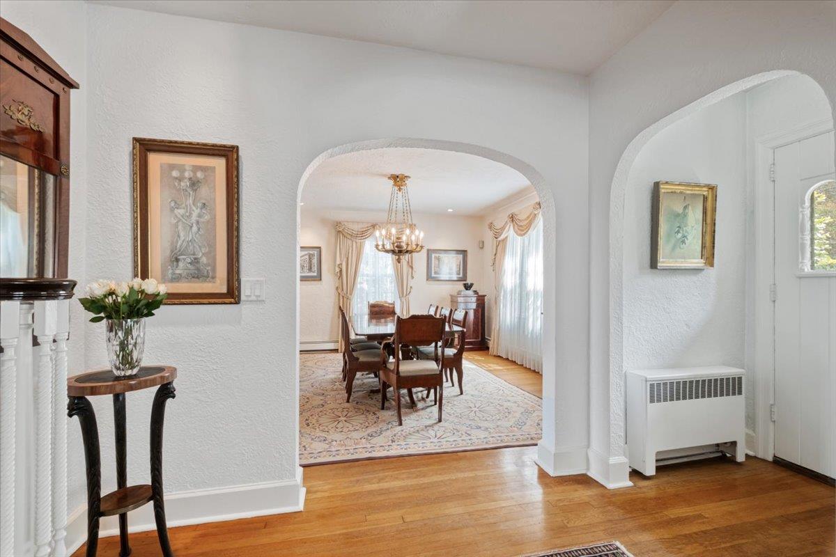 41 Club Way Way, Hartsdale, New York image 9