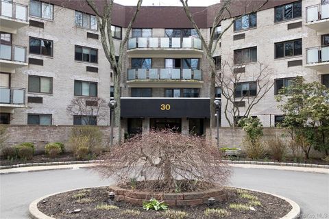 30 Greenridge Avenue 4E White Plains NY 10605