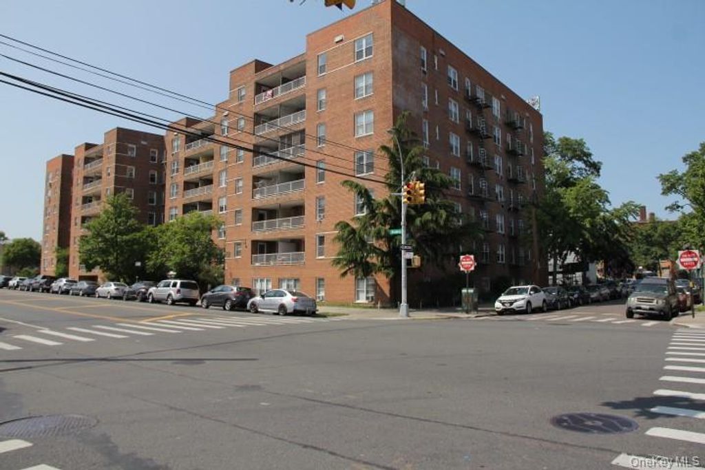 Photo of 60-11 Broadway #6A, Woodside, NY 11377 (MLS # 990875)