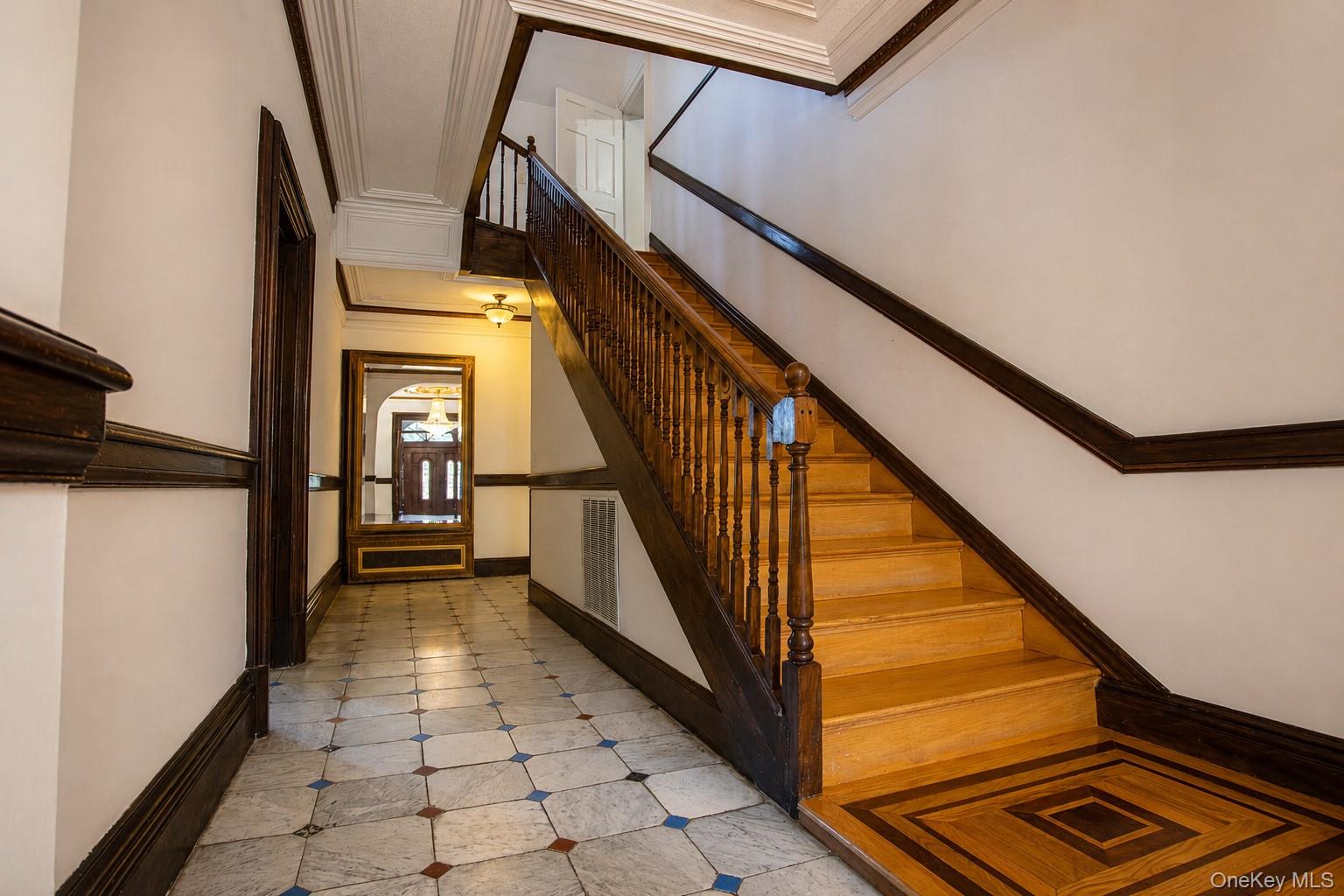 12 Monell Place