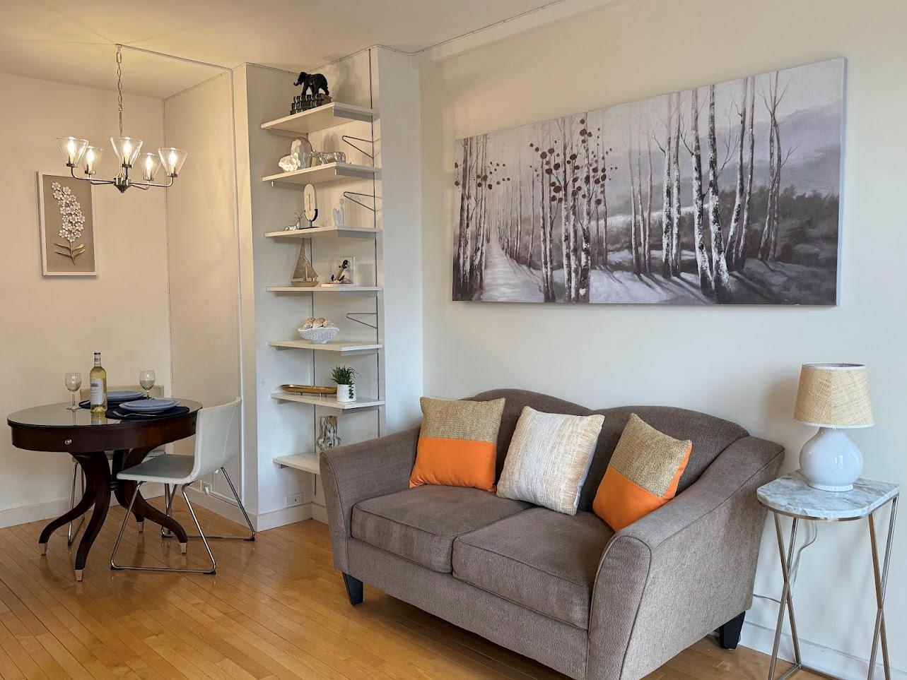 310 Riverside Drive 1815/01