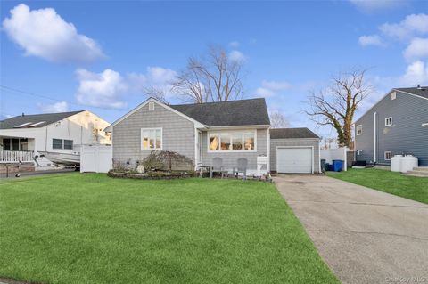 14 Blanchard Street West Babylon NY 11704