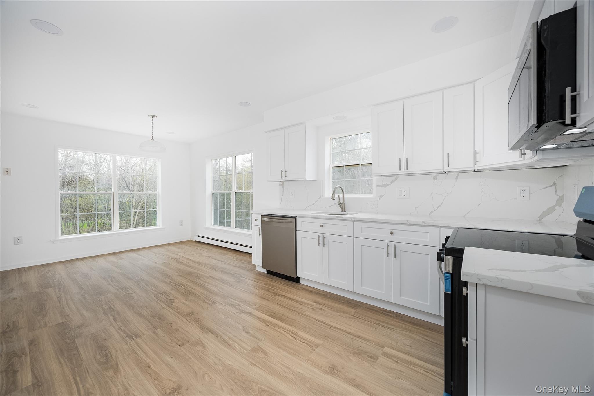83 Weaver Road
