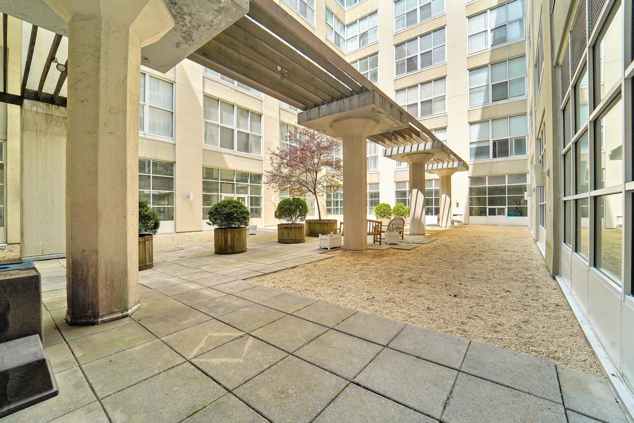 1 Landmark Square #607, Port Chester, Florida image 24
