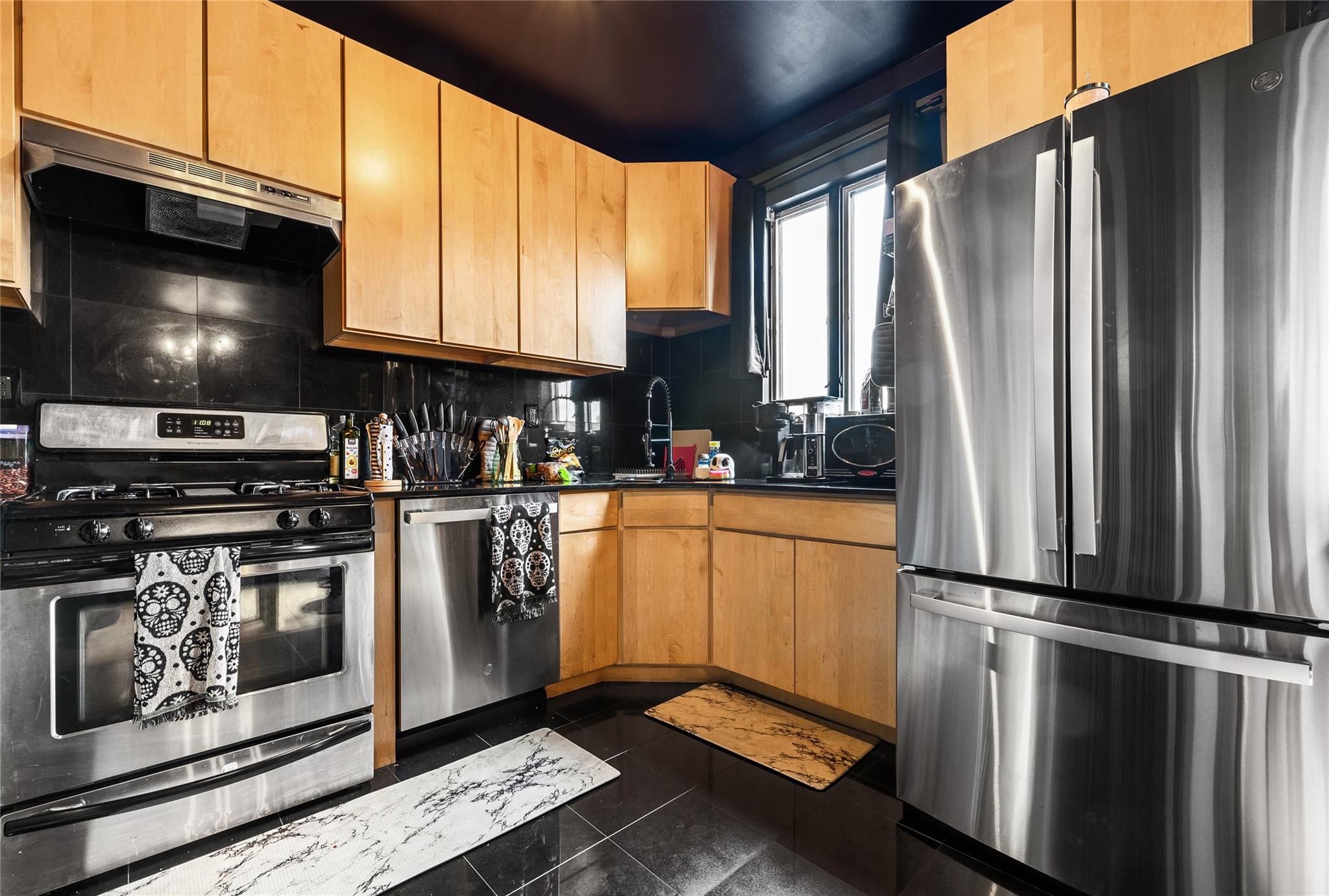 2155 Daly Avenue #6B, Bronx, New York image 1