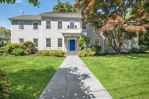 Homes For Sale - 3 Oak Lane<br/> Larchmont, NY 10538