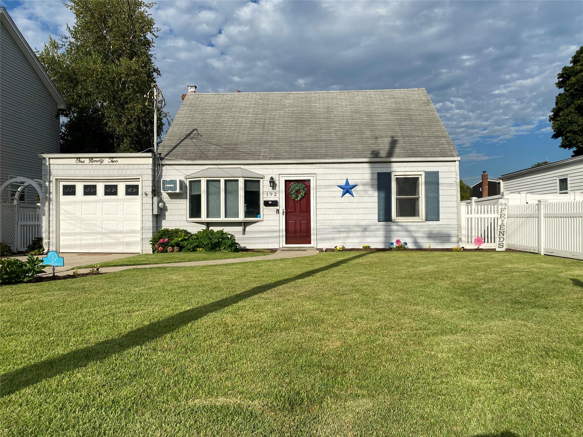 192 S 12th Street, Lindenhurst, New York image 1