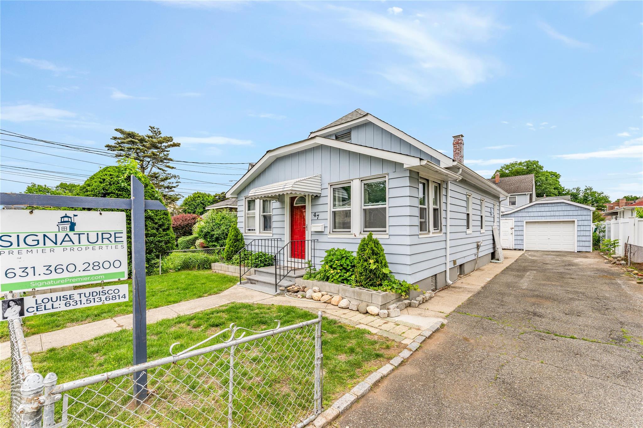 47 Harding Avenue, Hicksville, New York image 13