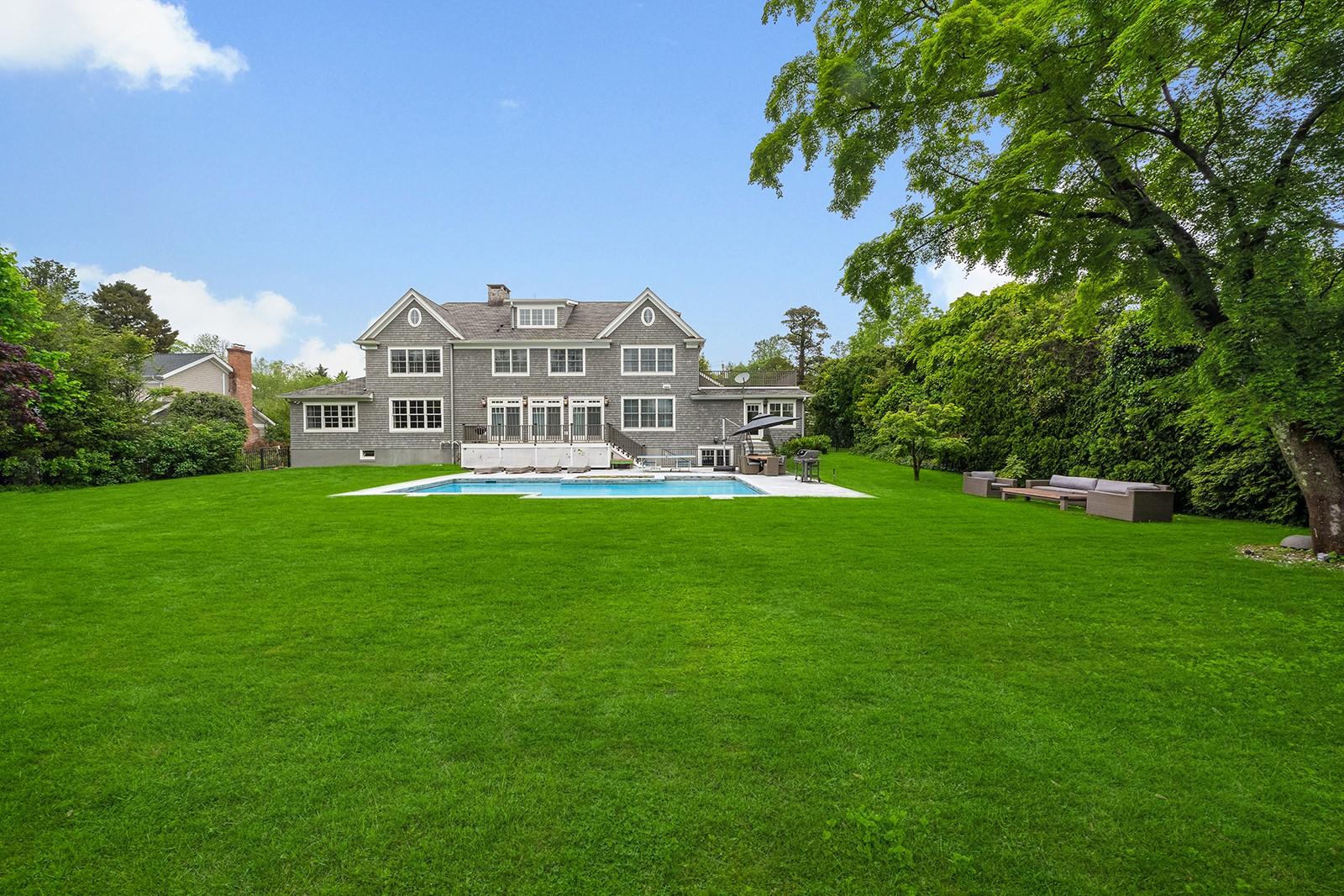 1015 Seven Oaks Lane Ln, Mamaroneck, New York image 22