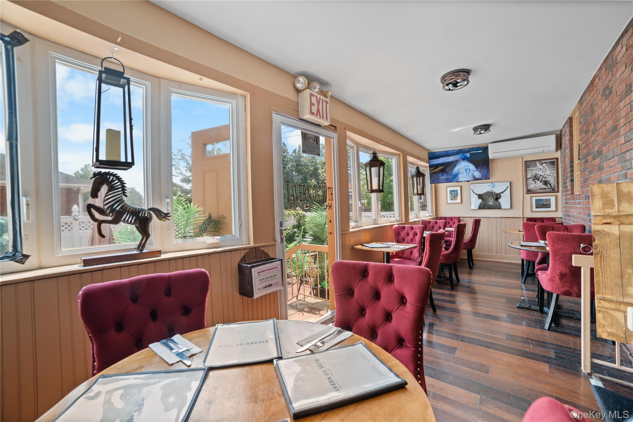 9-17 Clintonville Street