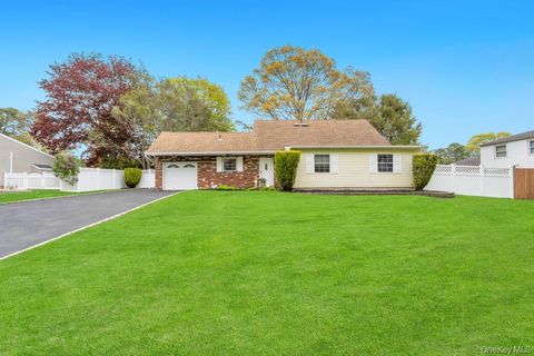 61 Pitchpine Place Unit 1763, Medford, NY 11763 - MLS#: 986081