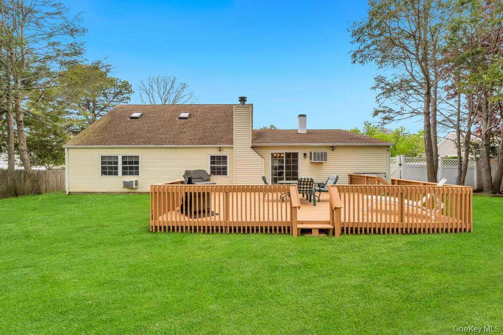 61 Pitchpine Place