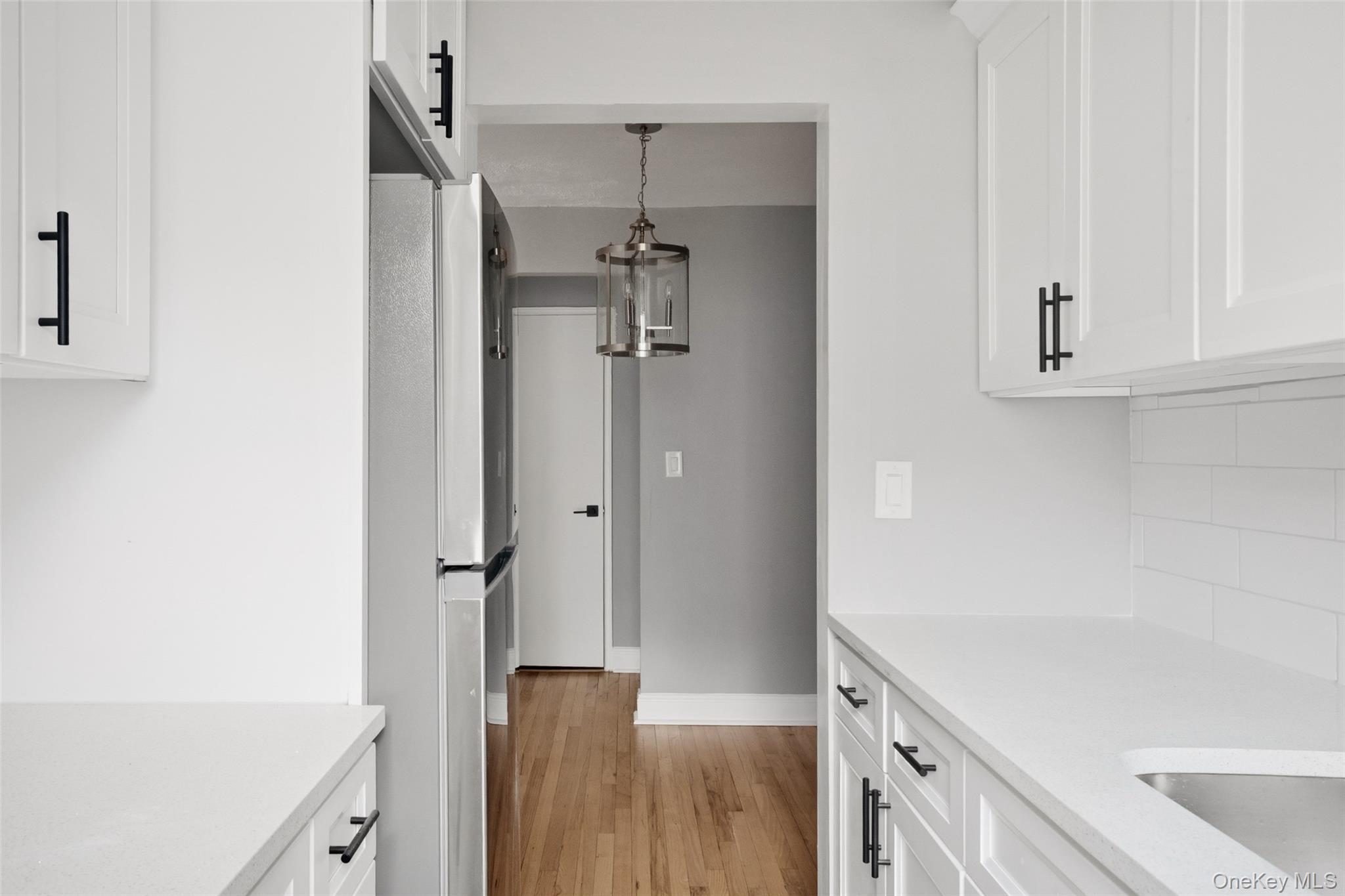 134 Ravine Avenue 3B