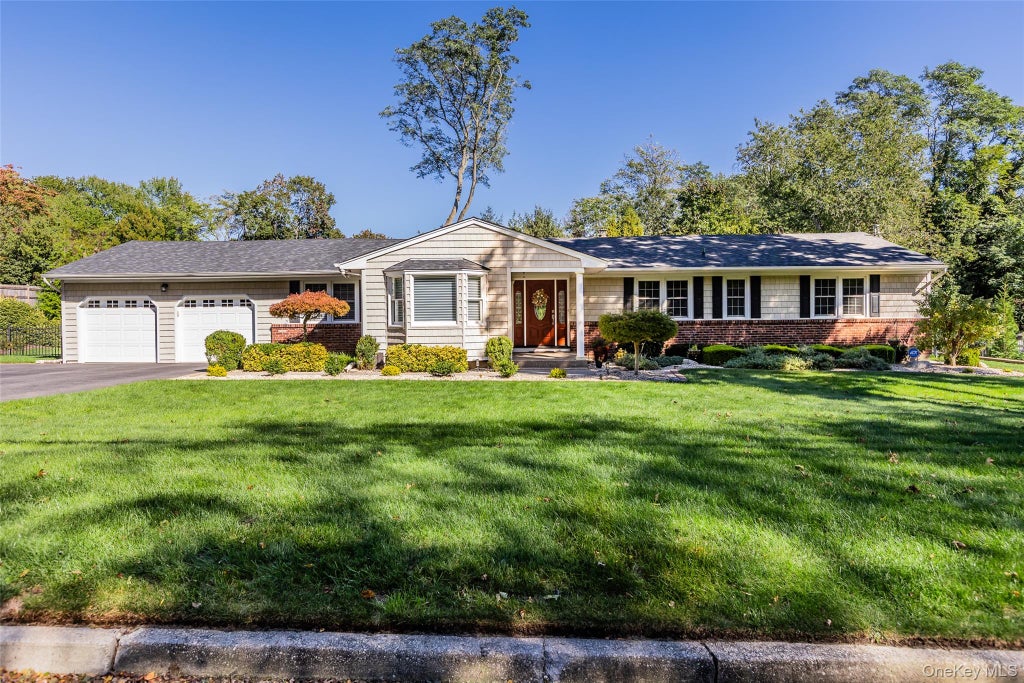 Photo of 5 Francis Street, Setauket, NY 11733 (MLS # 1067411)