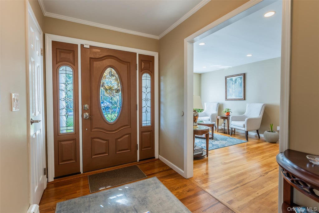 Photo of 5 Francis Street, Setauket, NY 11733 (MLS # 1067411)