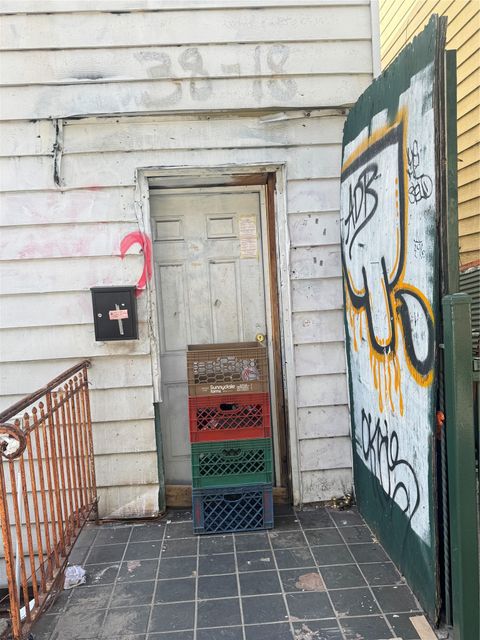 3818 31st Street Long Island City NY 11101