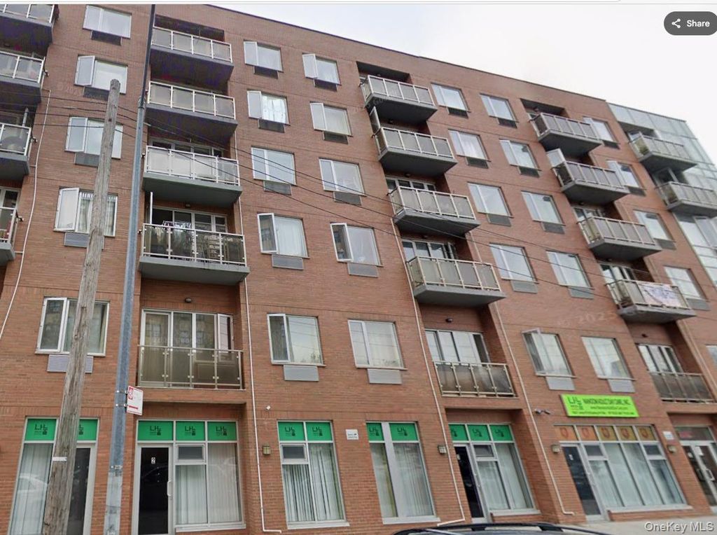 Photo of 136-21 Latimer Place #4L, Flushing, NY 11354 (MLS # 961561)