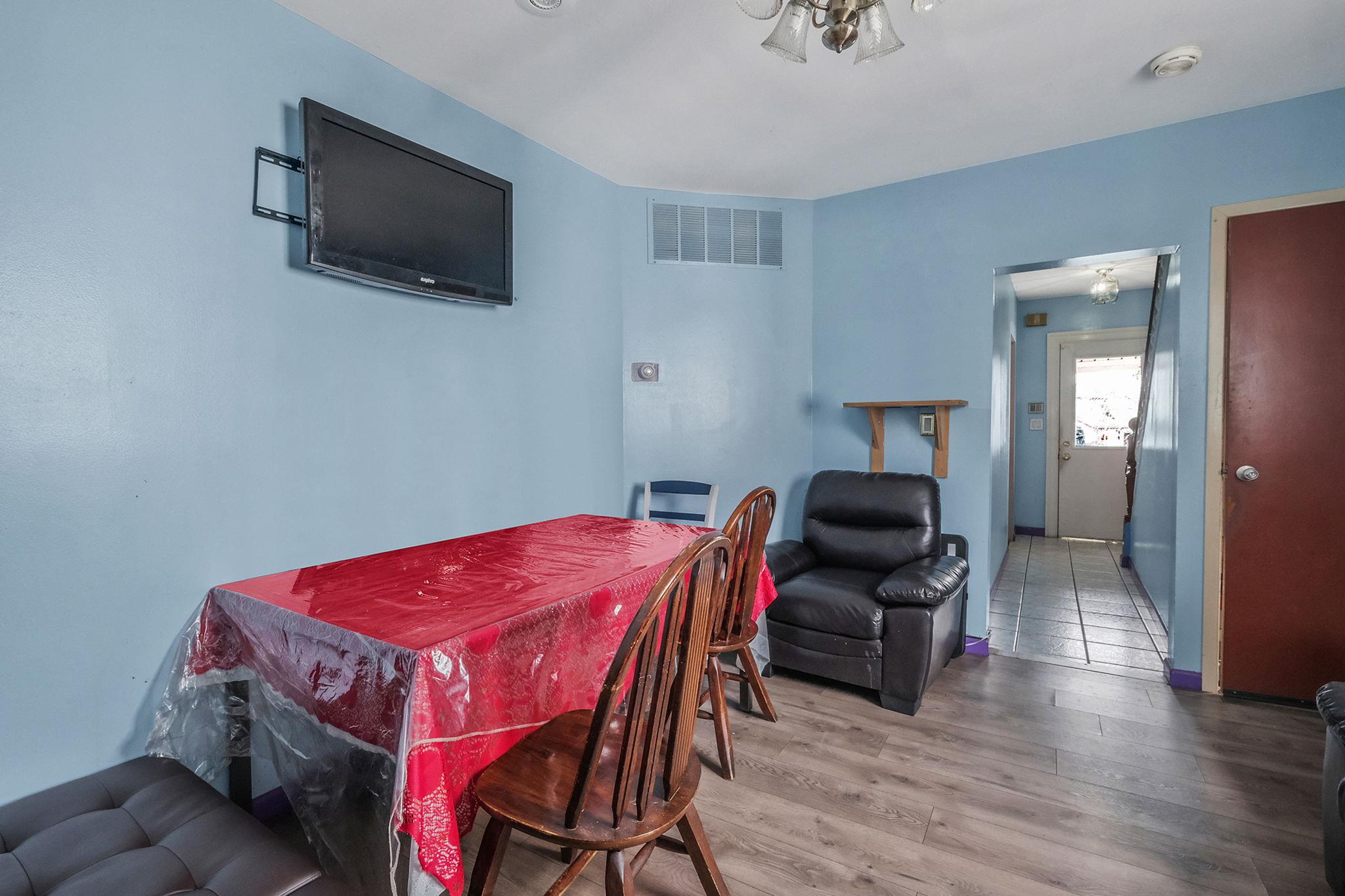 78 New Hyde Park Road, Franklin Square, New York image 8