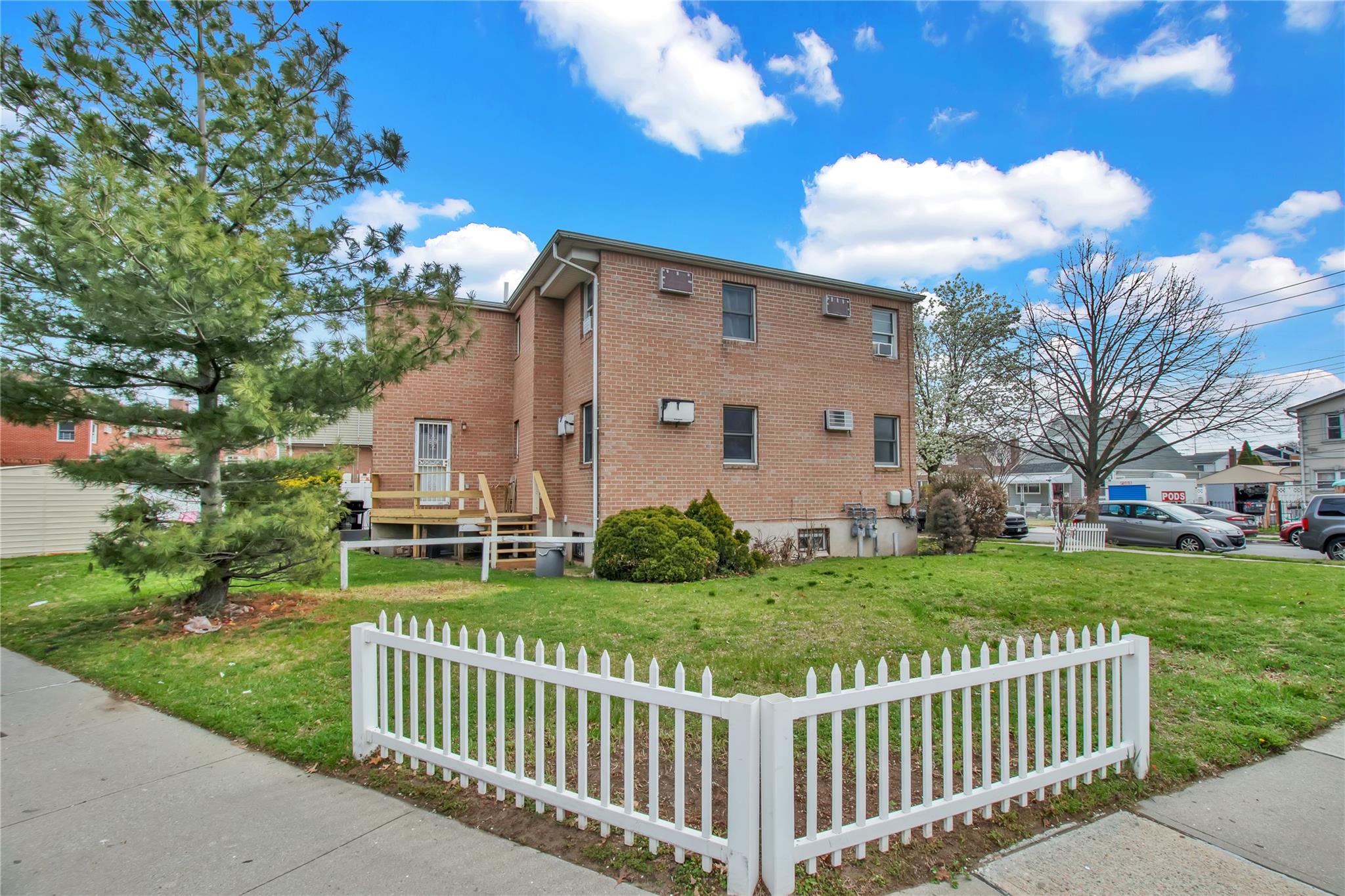 154-05 129th Avenue, Jamaica, New York image 2