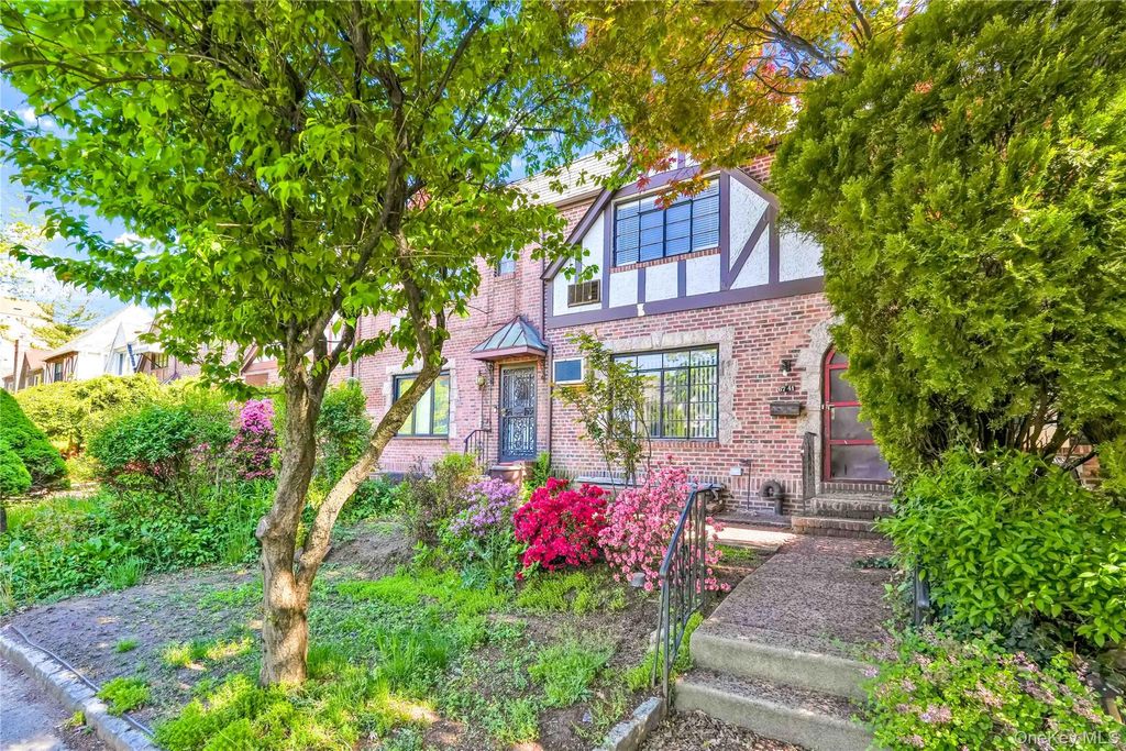 Photo of 6741 Kessel Street, Forest Hills, NY 11375 (MLS # 995499)