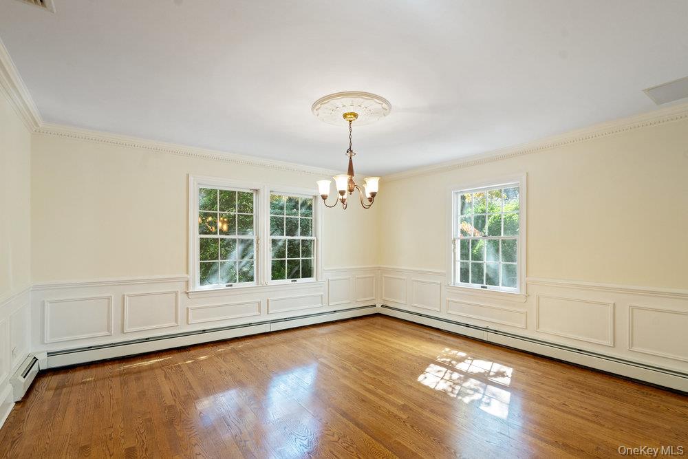 74 Eakins Road