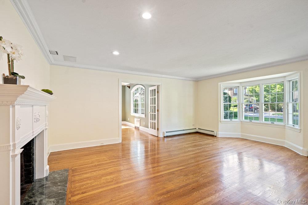 74 Eakins Road