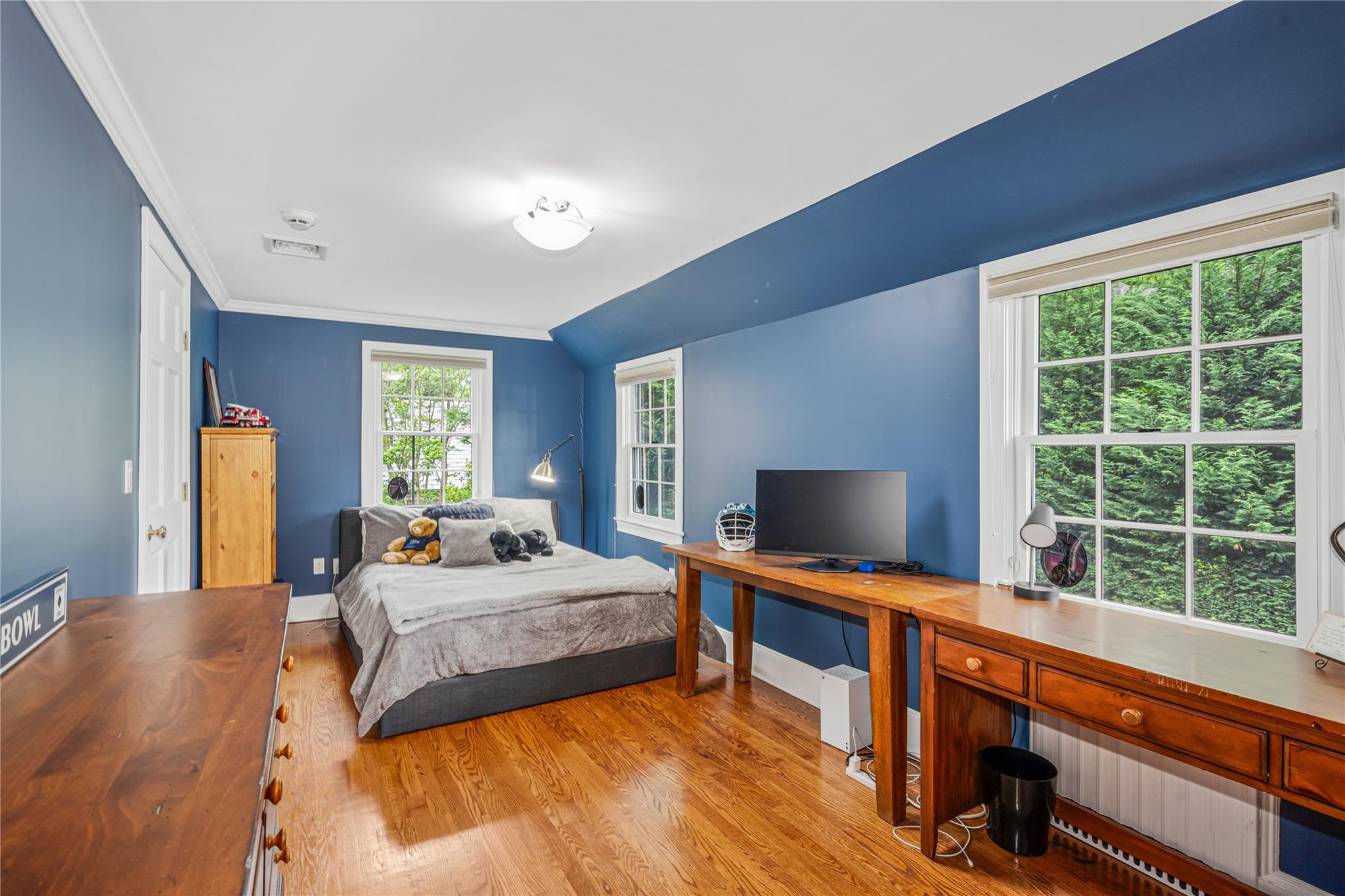74 Eakins Road, Manhasset, New York image 23
