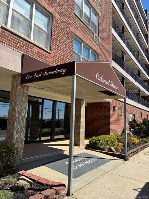 Homes For Sale - 1 E Broadway #7B<br/> Long Beach, NY 11561