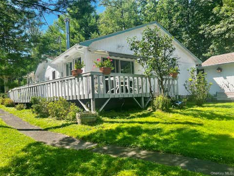 Homes For Sale - 7 Jenn Lane<br/> Monticello, NY 12701
