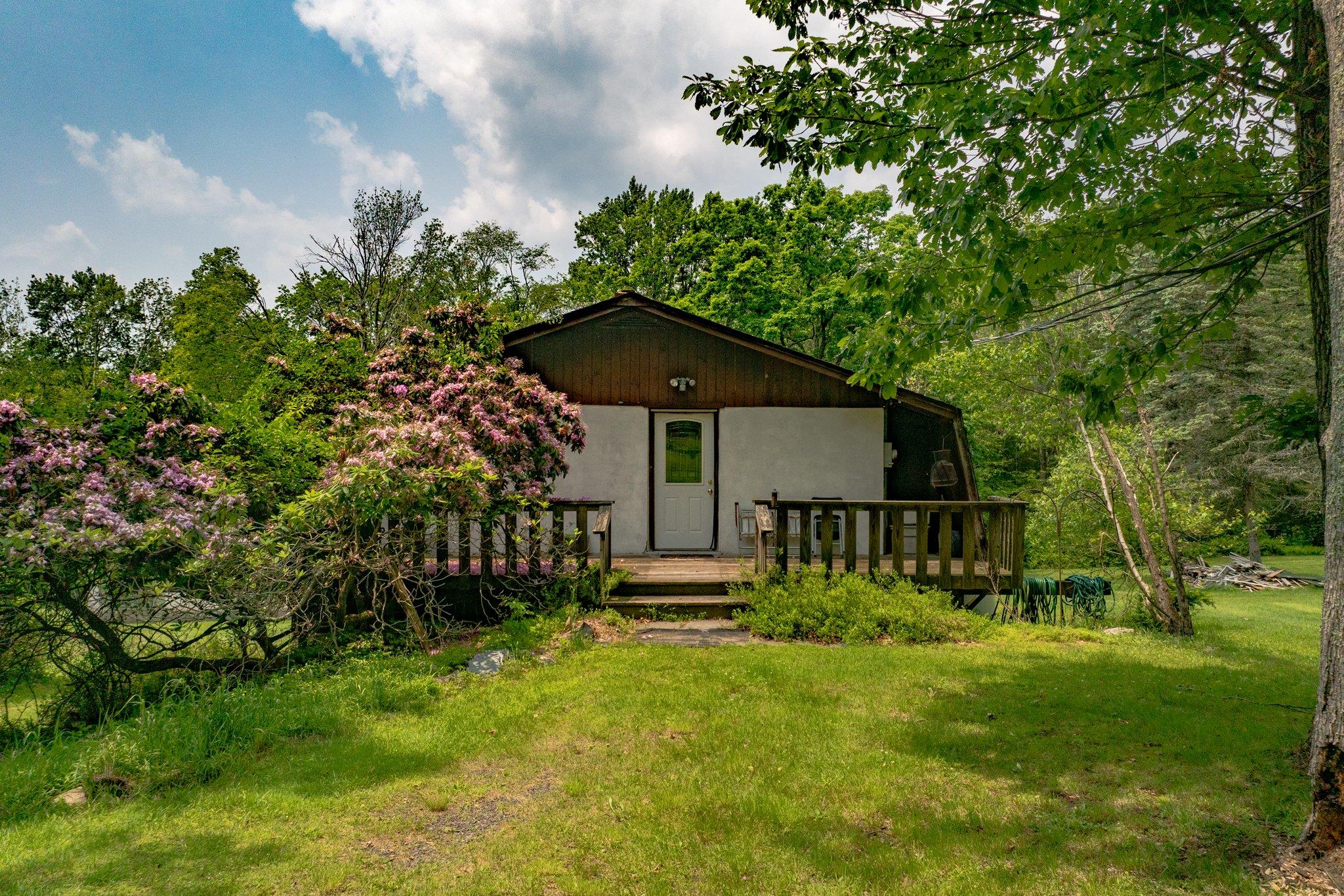 Photo 1 of Undisclosed Address, East Hampton, NY, $1,295,000, Web #: 873384