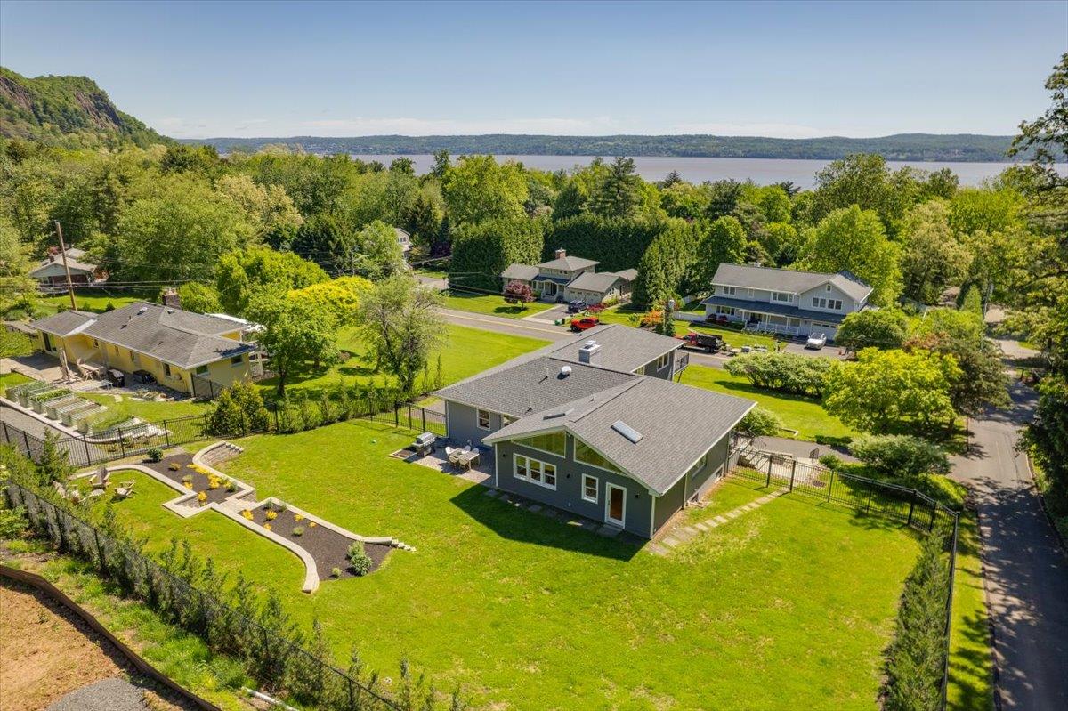 530 North Midland Avenue, Nyack, New York image 3