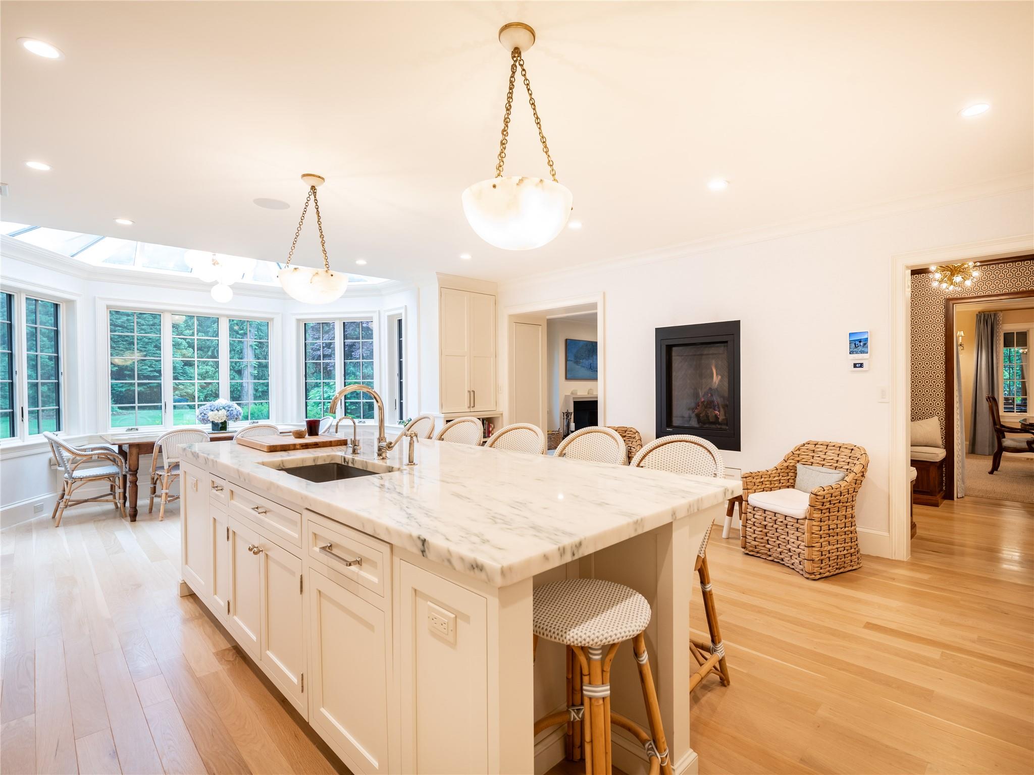 510 Manhasset Woods Road
