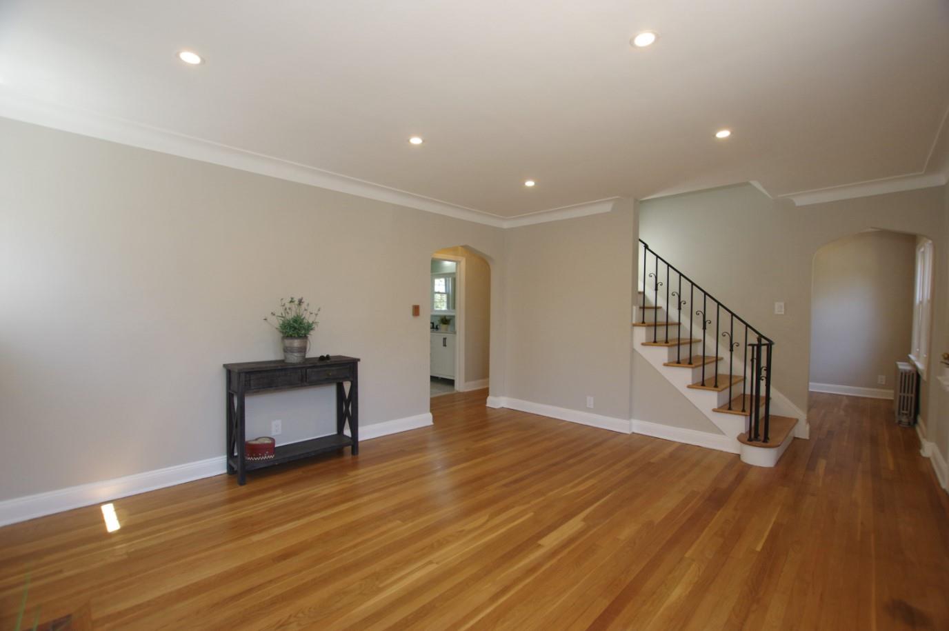 318 Hawthorne Avenue, Uniondale, New York image 6