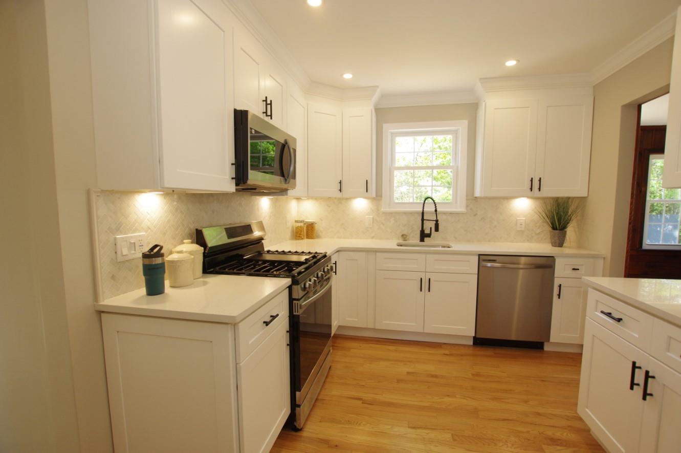 318 Hawthorne Avenue, Uniondale, New York image 9