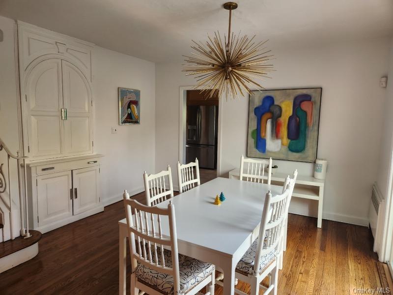 Atlantic Beach, New York 11509, United States, 4 Bedrooms Bedrooms, ,2 BathroomsBathrooms,Residential,Active,220753