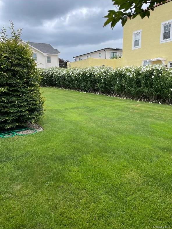 Atlantic Beach, New York 11509, United States, 4 Bedrooms Bedrooms, ,2 BathroomsBathrooms,Residential,Active,220753