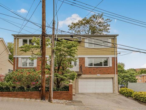 Apartment For Rent - 131 Hunts Bridge Road #2<br/> Yonkers, NY 10704