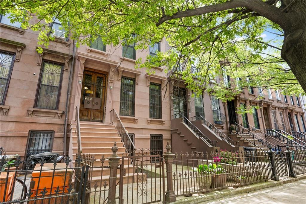 380 Monroe Street