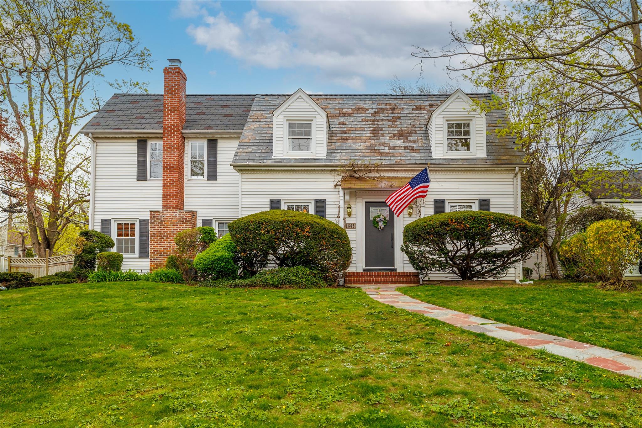 1565 Wantagh Avenue, Wantagh, New York image 3