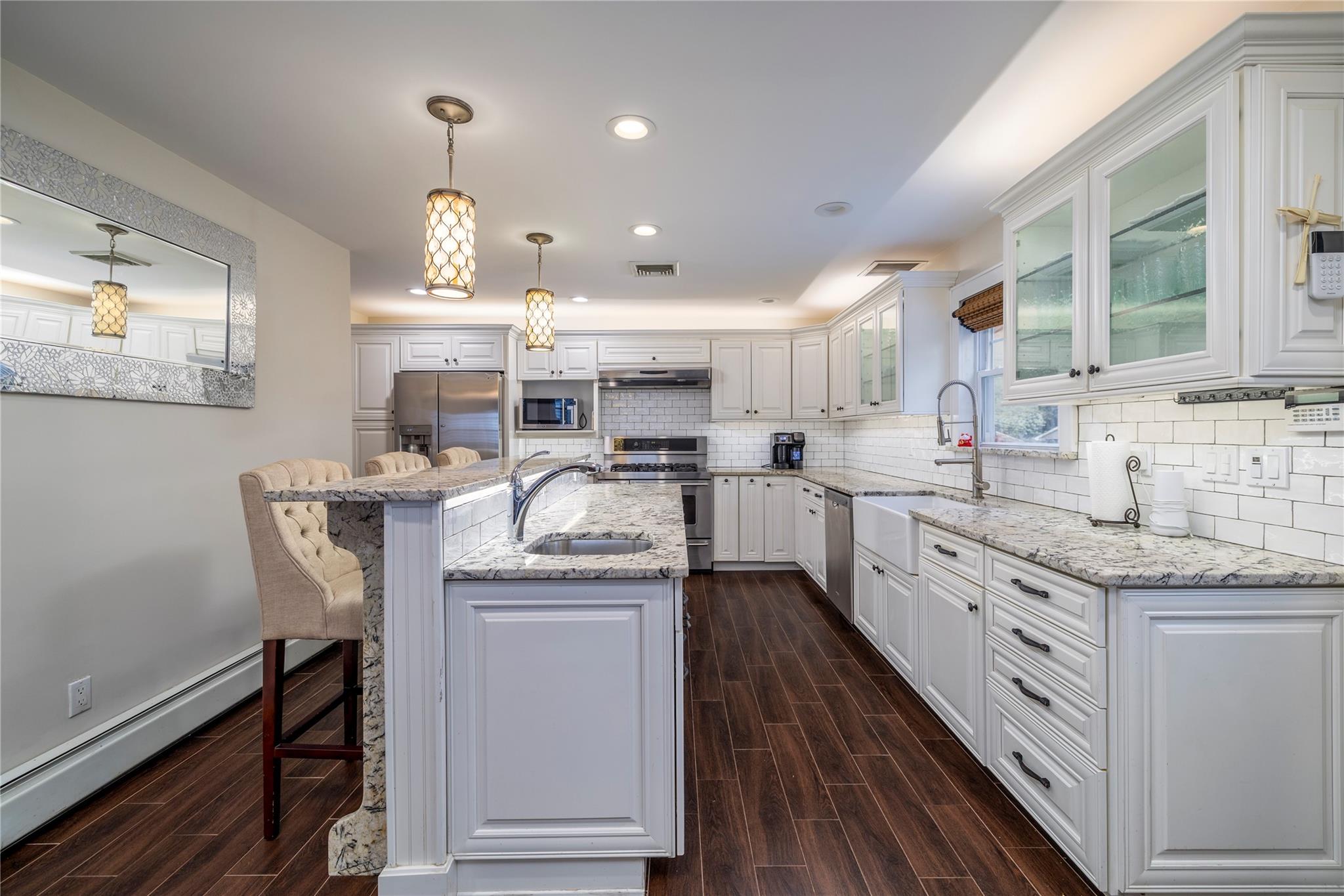 1565 Wantagh Avenue, Wantagh, New York image 11