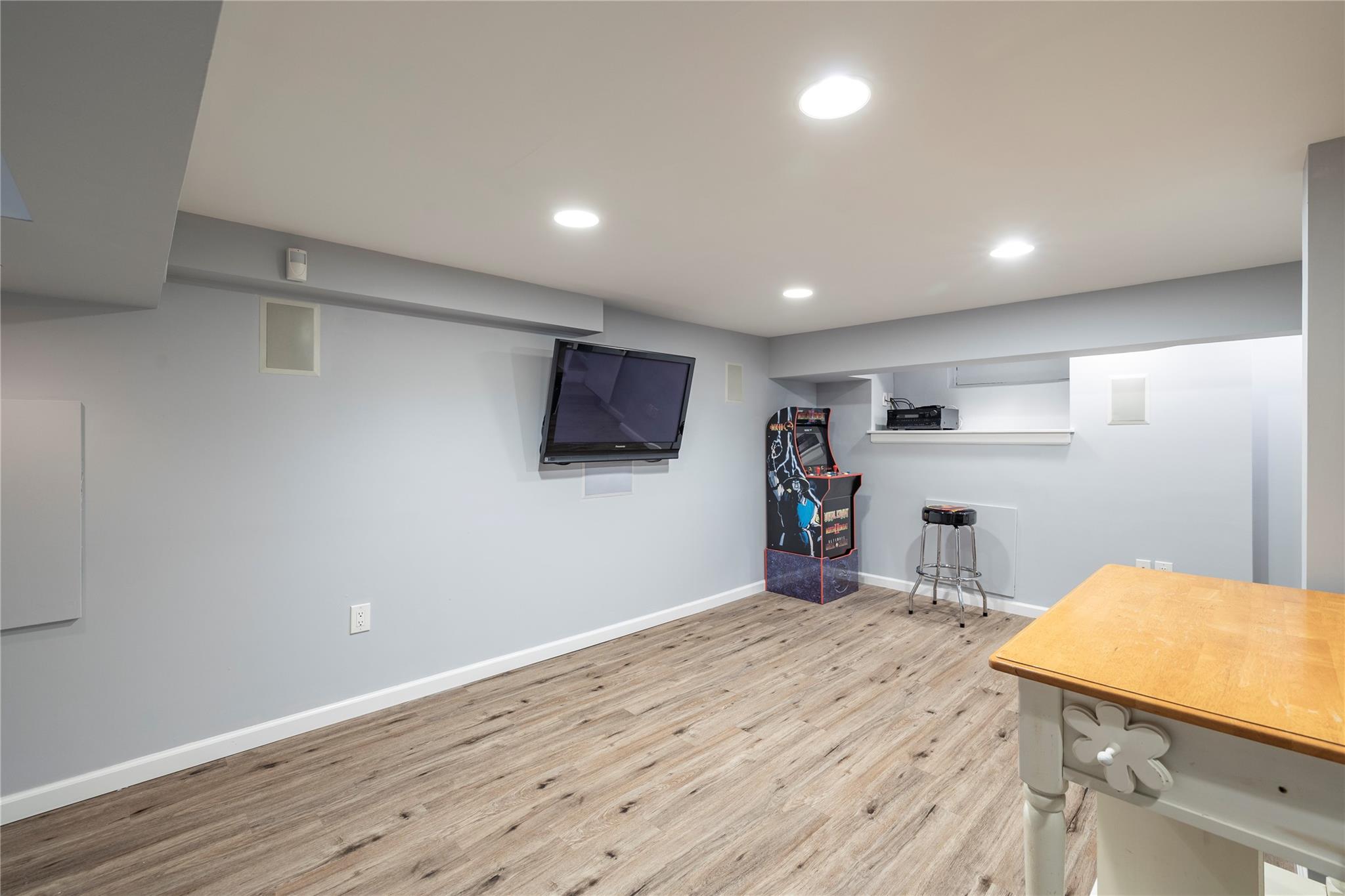 1565 Wantagh Avenue, Wantagh, New York image 21