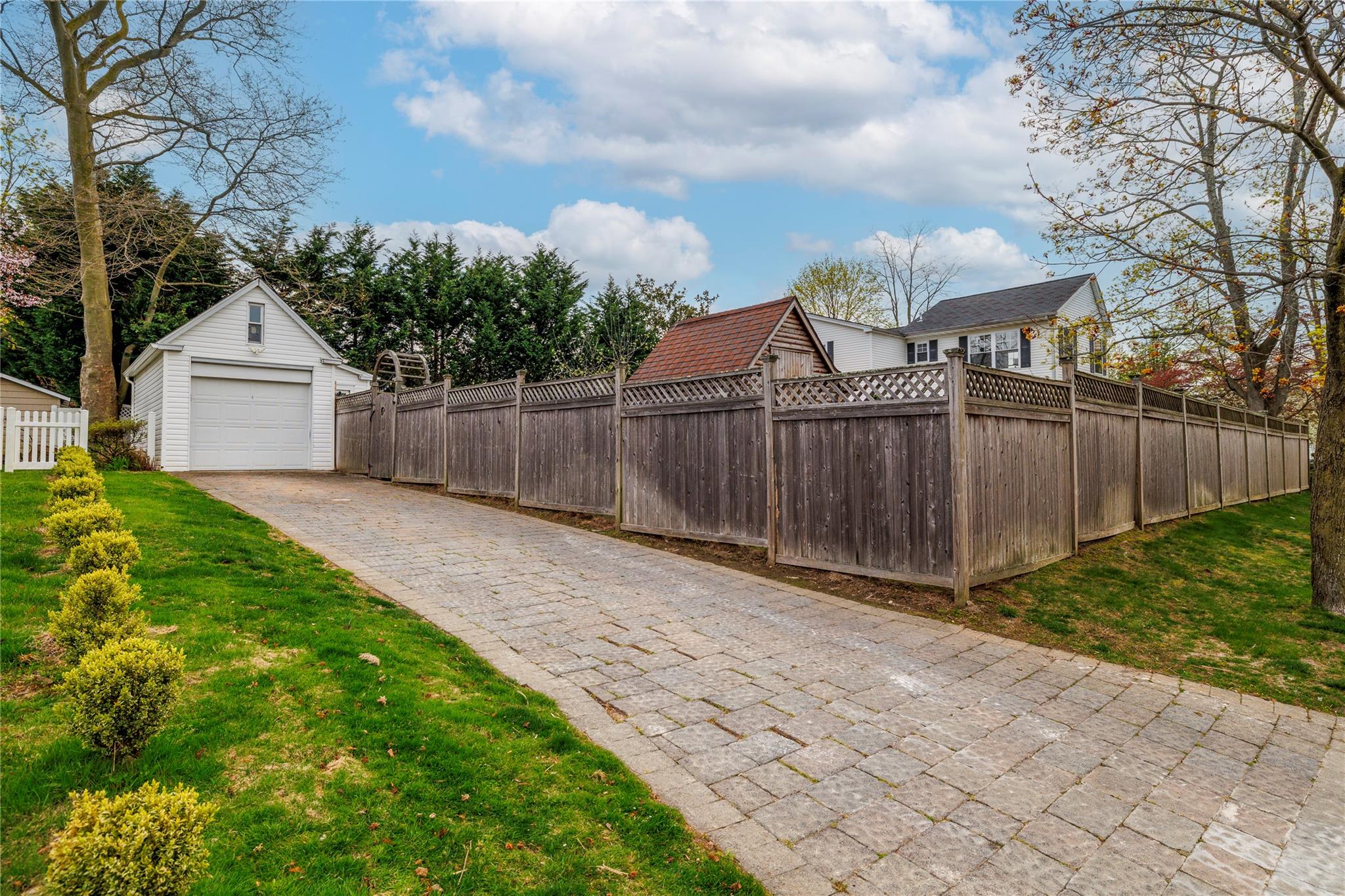 1565 Wantagh Avenue, Wantagh, New York image 7