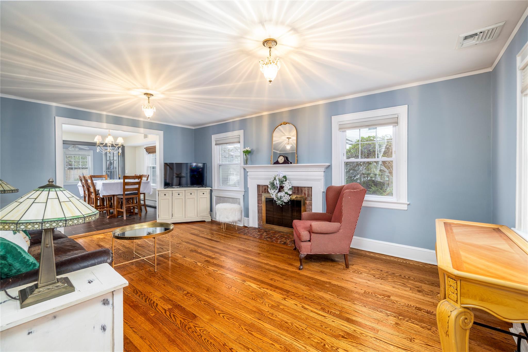 1565 Wantagh Avenue, Wantagh, New York image 8