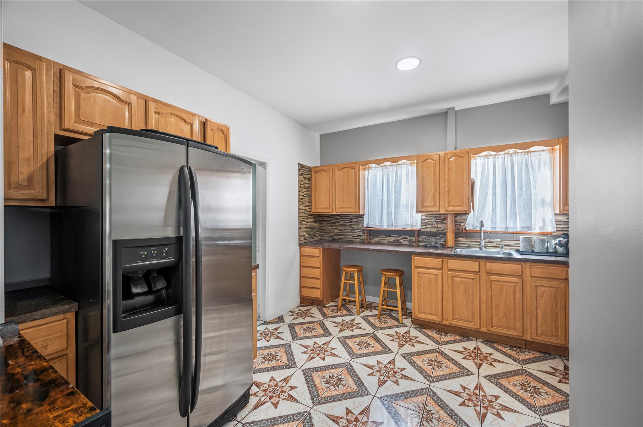 102-13 85th Avenue, Richmond Hill, New York image 12