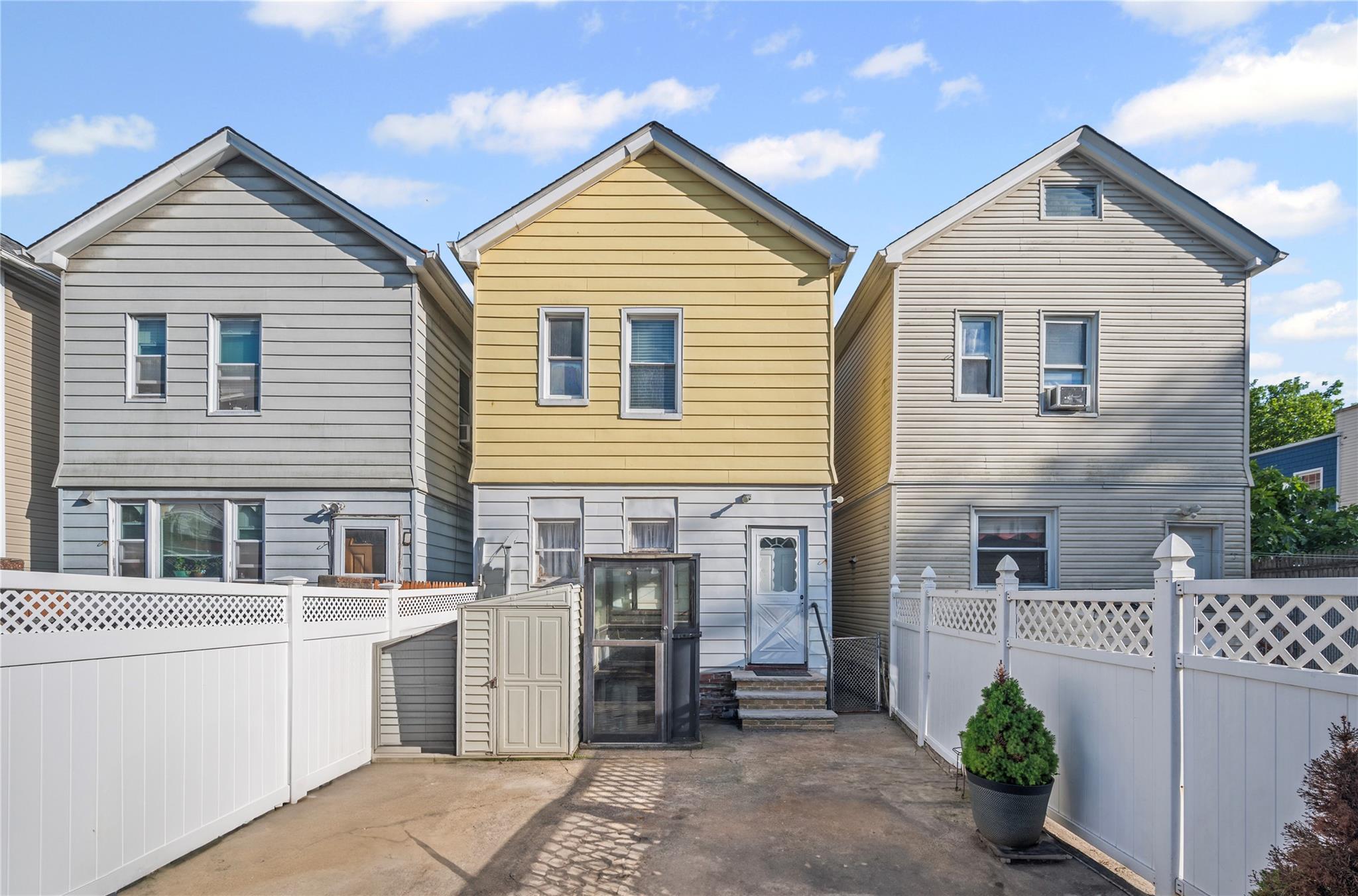 102-13 85th Avenue, Richmond Hill, New York image 28