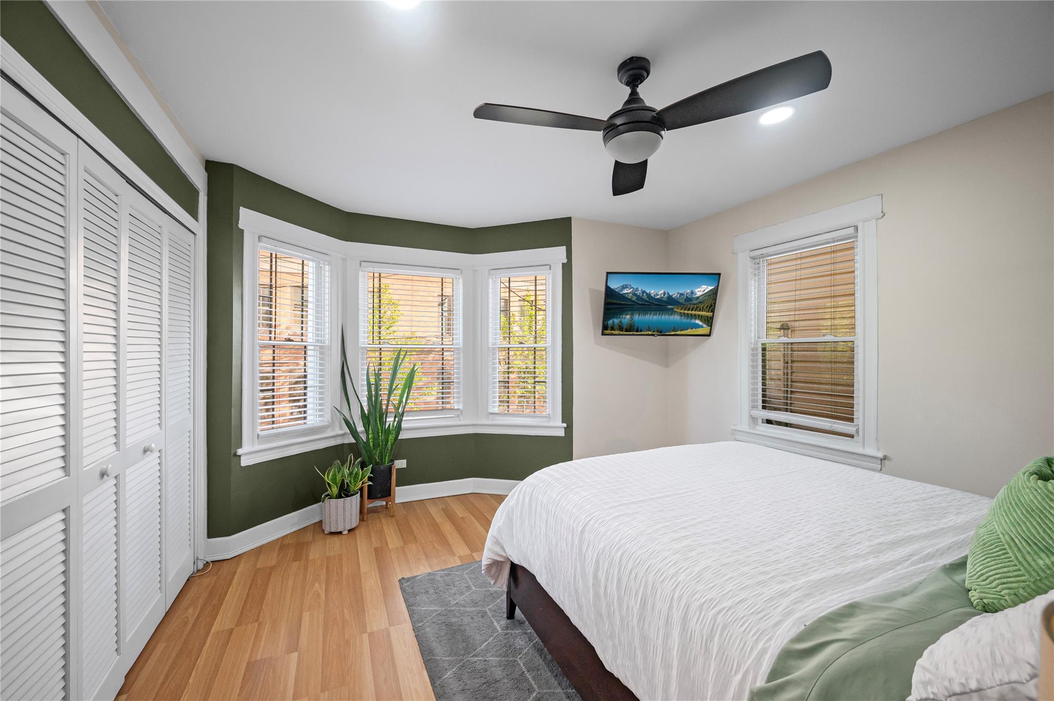 102-13 85th Avenue, Richmond Hill, New York image 18