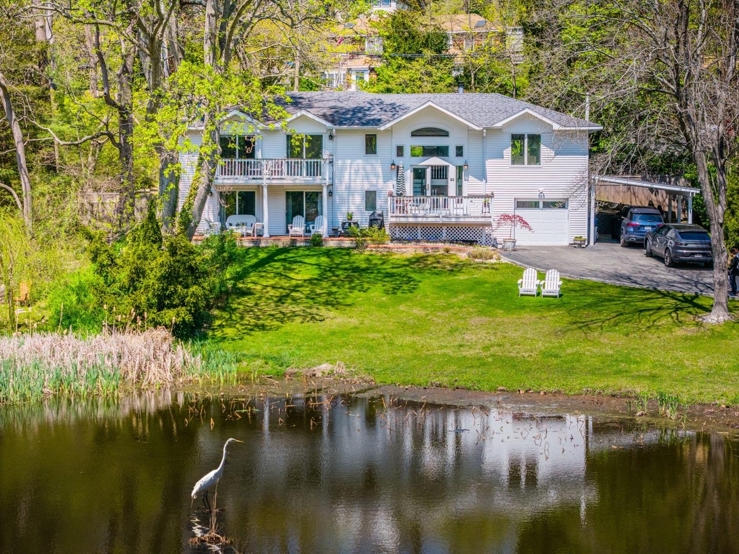 60 Bayview Drive, Huntington, New York image 3