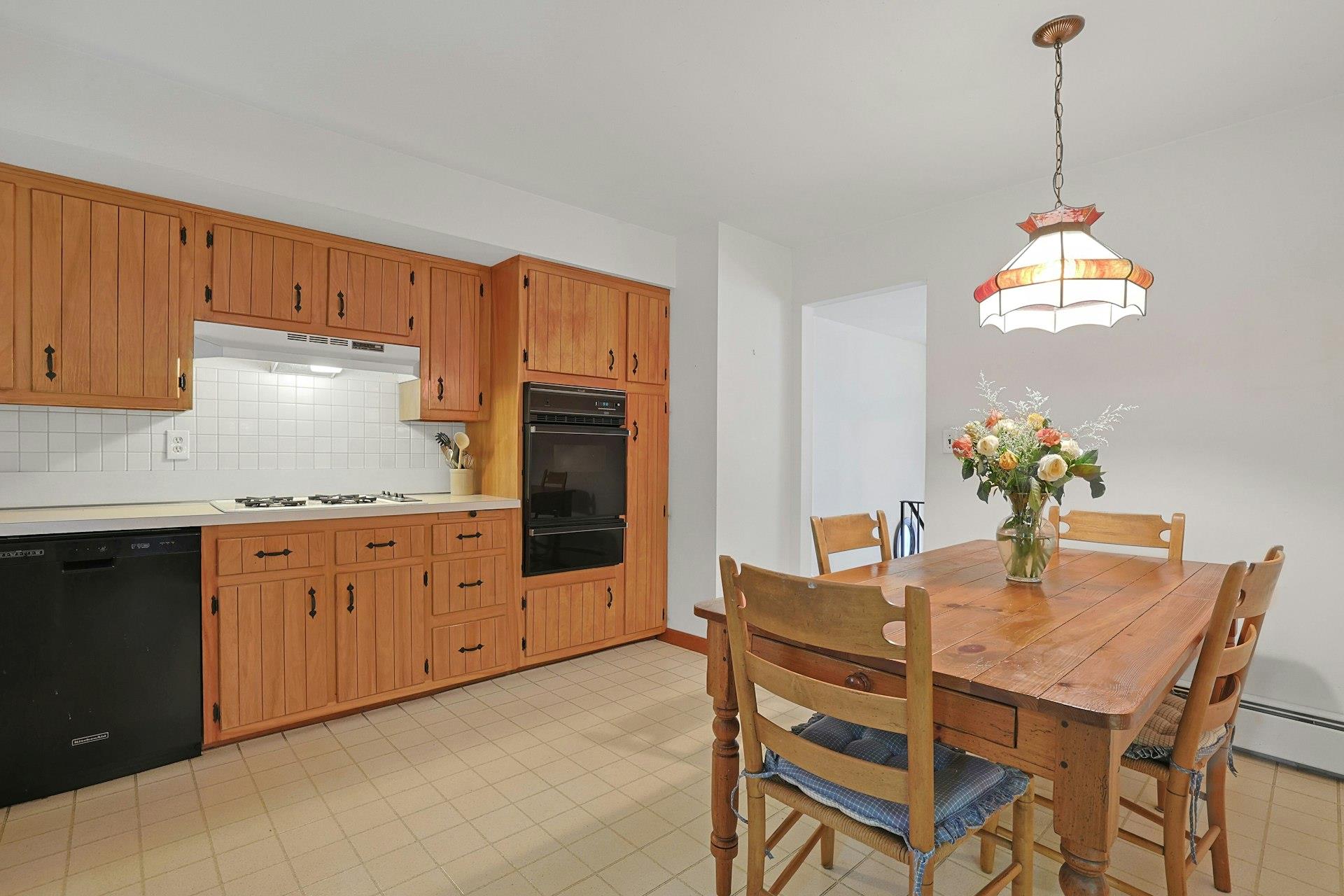 13 Old Brick Road, New City, New York image 7