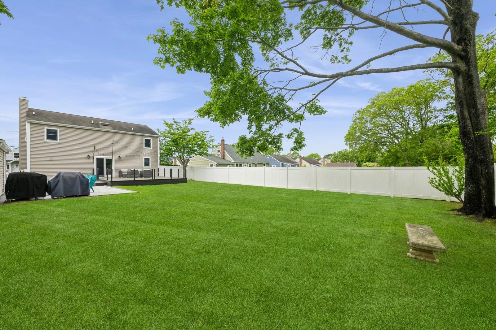 11 Karp Drive, Islip Terrace, New York image 33