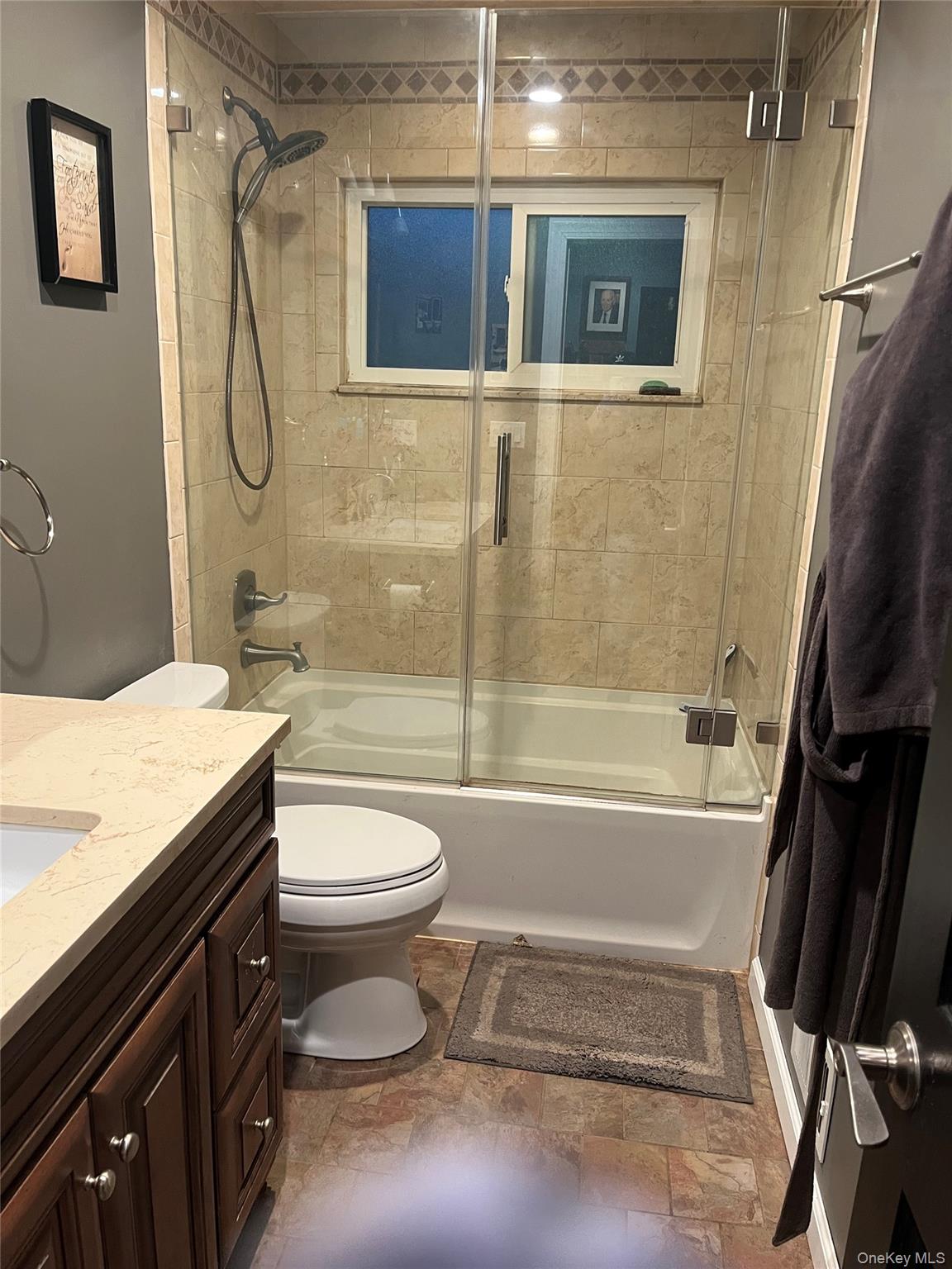 1432 Lakeshore Drive